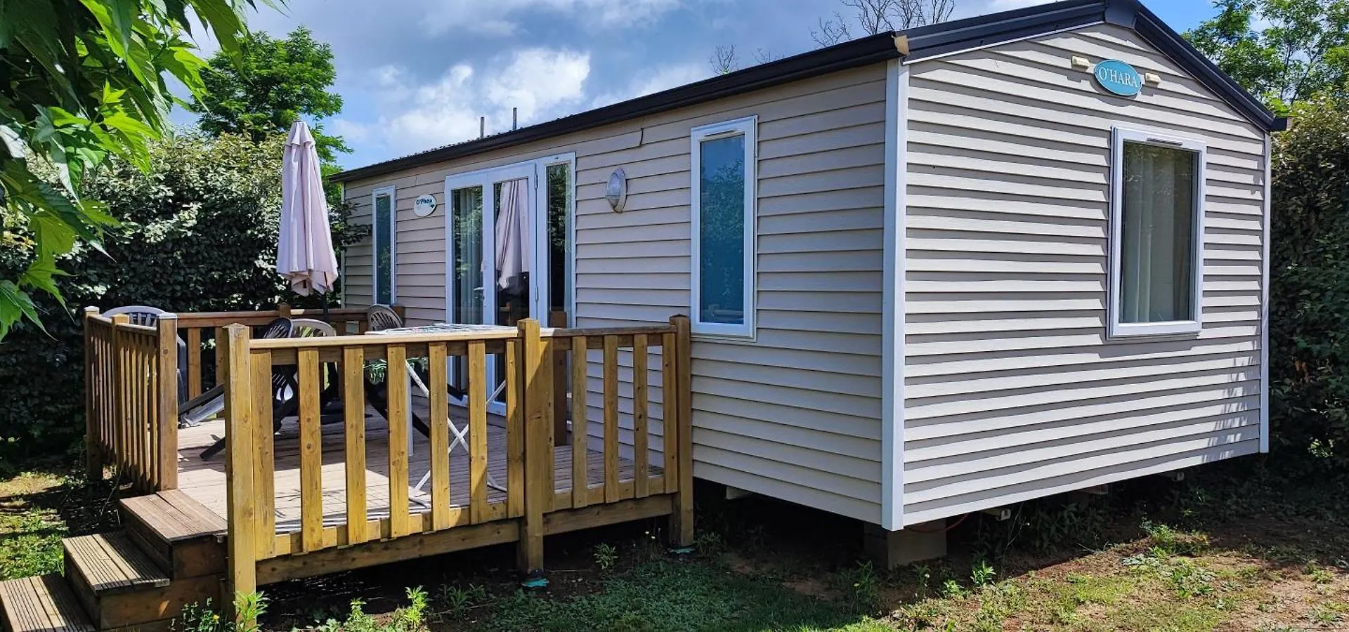 Camping Carrefour De L'Ardeche Saint-Remeze