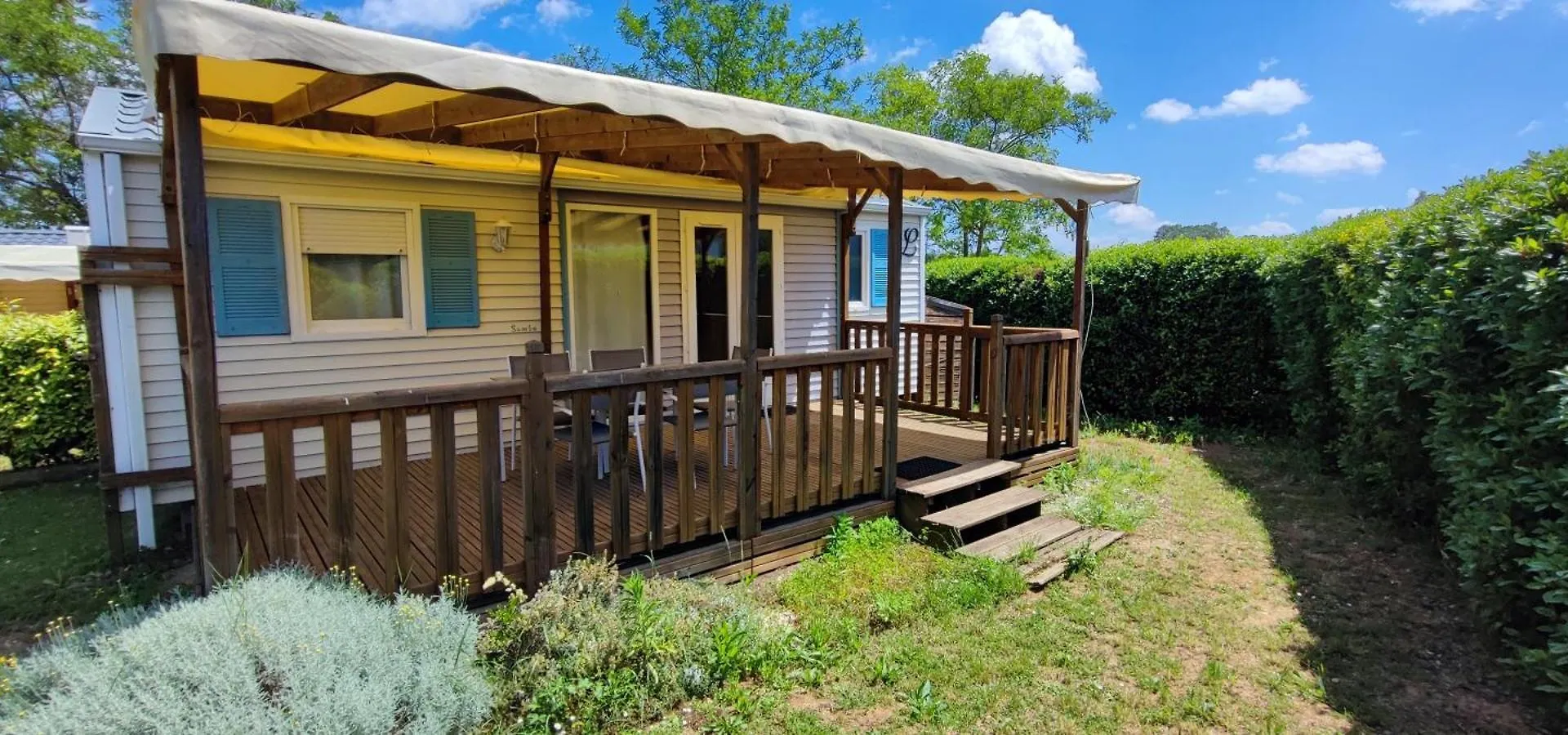 Campeggio Camping Carrefour De L'Ardeche Saint-Remeze